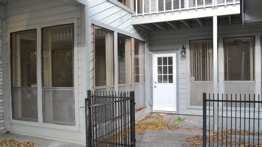 Humble 2-story, 3-bed 7602 Trophy Place Drive-idx