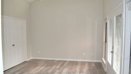 Humble 2-story, 3-bed 7602 Trophy Place Drive-idx