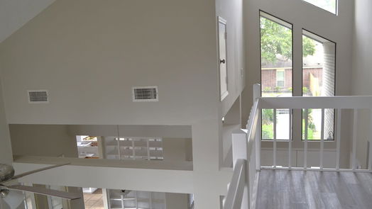 Humble 2-story, 3-bed 7602 Trophy Place Drive-idx