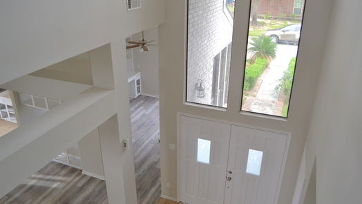 Humble 2-story, 3-bed 7602 Trophy Place Drive-idx