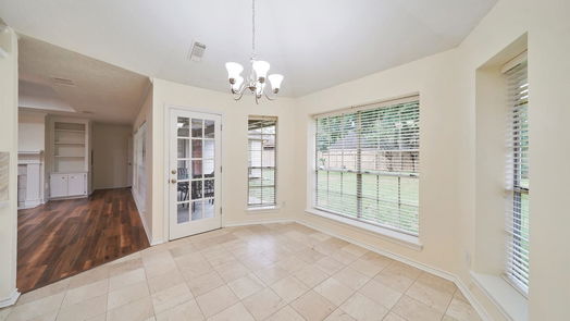 Humble 1-story, 4-bed 8014 Pine Green Lane-idx