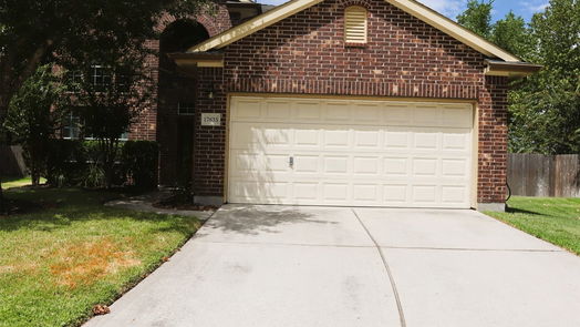 Humble 2-story, 4-bed 17635 Durham Ridge Lane-idx