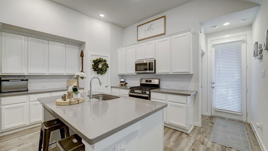 Humble 1-story, 4-bed 12219 Castano Creek Drive-idx