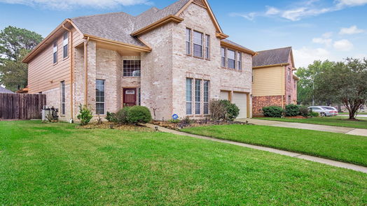 Humble 2-story, 4-bed 18514 Falcon Crest Drive-idx