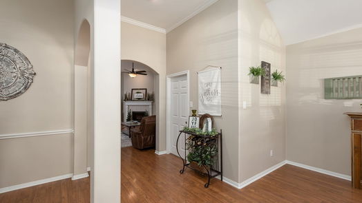Humble 1-story, 3-bed 20611 White Berry Court-idx