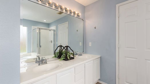 Humble 1-story, 3-bed 18818 Summer Anne Drive-idx