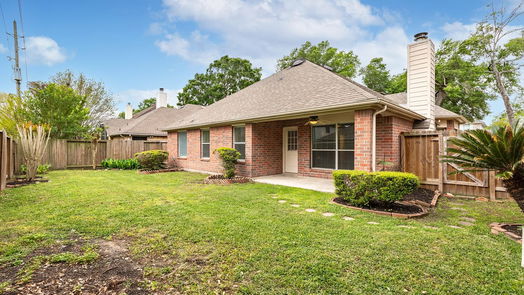 Humble 1-story, 3-bed 18818 Summer Anne Drive-idx