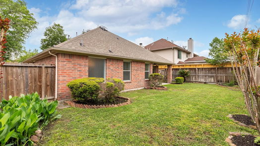 Humble 1-story, 3-bed 18818 Summer Anne Drive-idx