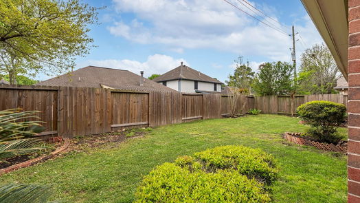 Humble 1-story, 3-bed 18818 Summer Anne Drive-idx