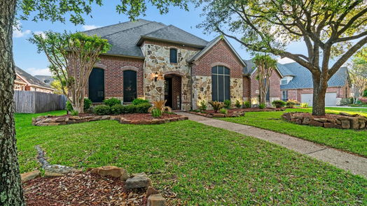 Humble 2-story, 4-bed 17307 Aleutian Bay Lane-idx