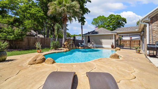 Humble 2-story, 4-bed 19927 Hickory Wind Drive-idx
