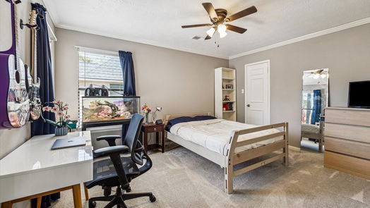Humble 2-story, 4-bed 19927 Hickory Wind Drive-idx