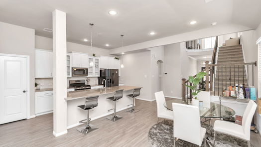 Humble 2-story, 3-bed 15615 Baronial Castle Drive-idx