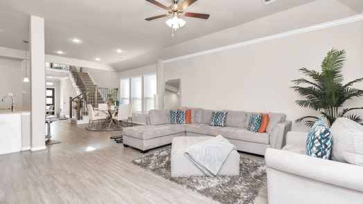 Humble 2-story, 3-bed 15615 Baronial Castle Drive-idx