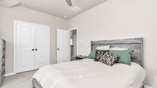 Humble 2-story, 3-bed 15615 Baronial Castle Drive-idx