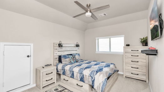 Humble 2-story, 3-bed 15615 Baronial Castle Drive-idx