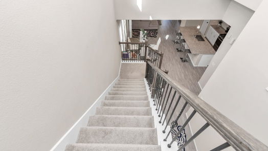 Humble 2-story, 3-bed 15615 Baronial Castle Drive-idx
