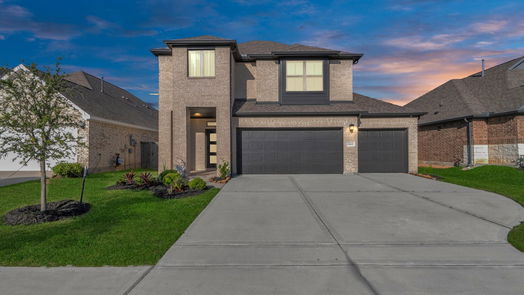 Humble 2-story, 3-bed 15615 Baronial Castle Drive-idx