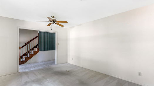 Humble 2-story, 4-bed 7719 12th Fairway Lane-idx