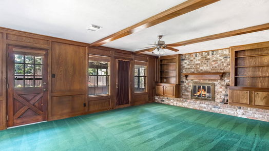 Humble 2-story, 4-bed 7719 12th Fairway Lane-idx