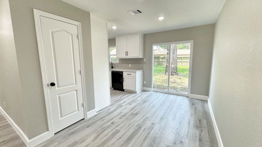 Humble 2-story, 3-bed 5223 Forest Timbers Drive-idx
