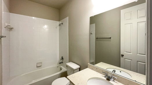 Humble 1-story, 3-bed 15630 Beltie Drive-idx