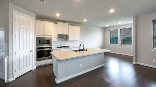 Humble 1-story, 3-bed 15630 Beltie Drive-idx