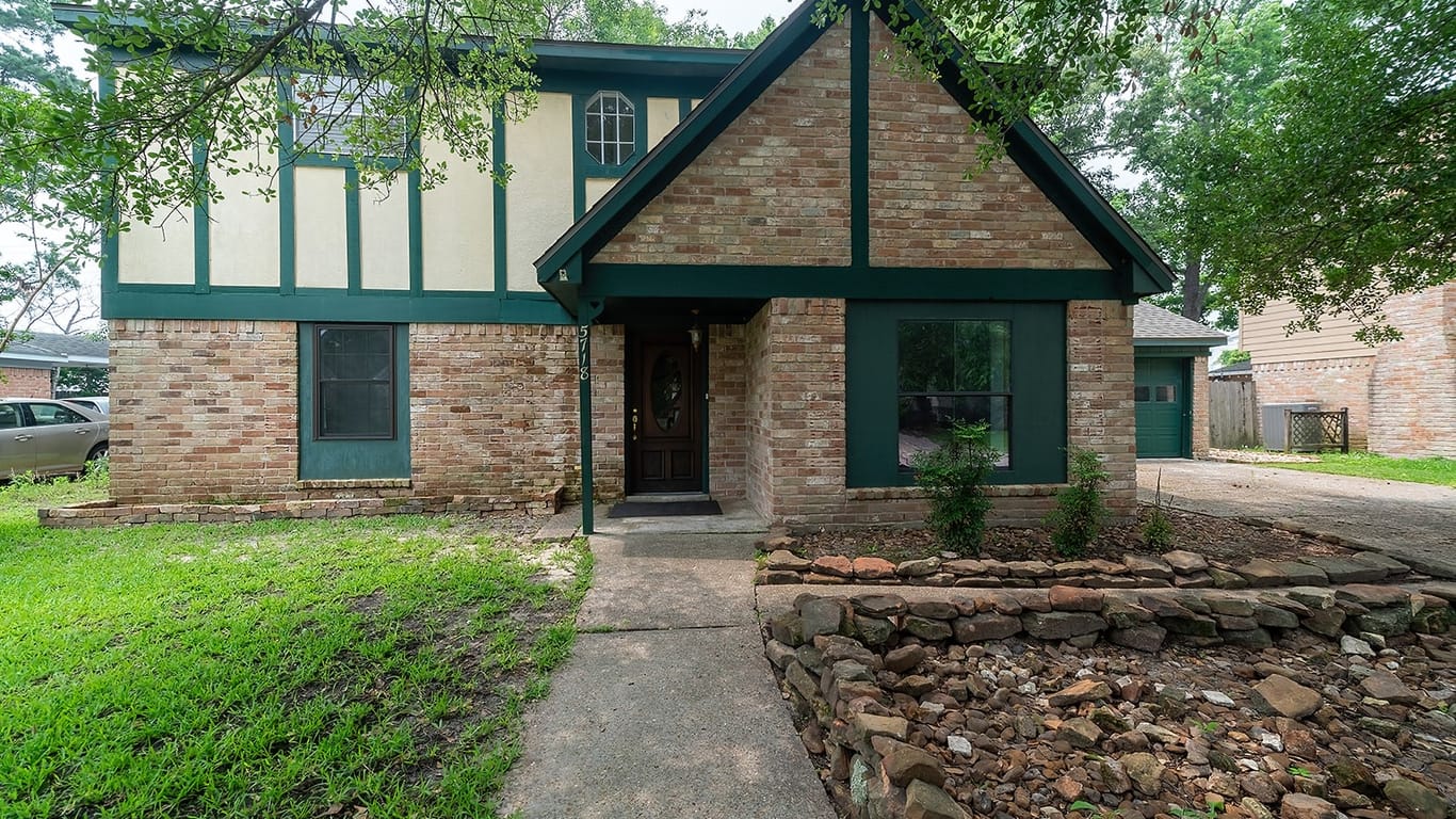 Humble 2-story, 4-bed 5718 Green Timbers Drive-idx