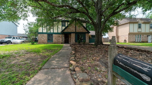 Humble 2-story, 4-bed 5718 Green Timbers Drive-idx