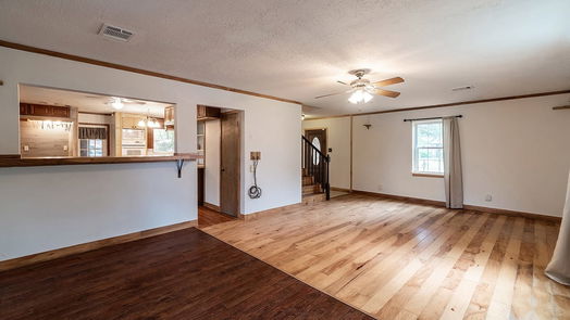 Humble 2-story, 4-bed 5718 Green Timbers Drive-idx