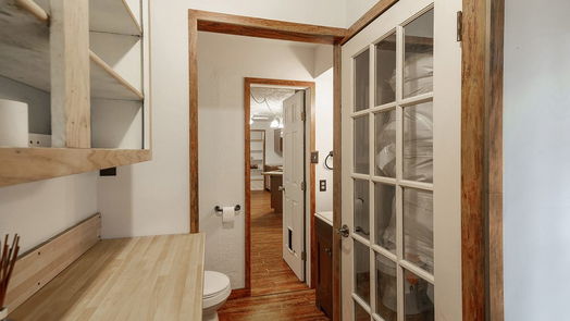 Humble 2-story, 4-bed 5718 Green Timbers Drive-idx