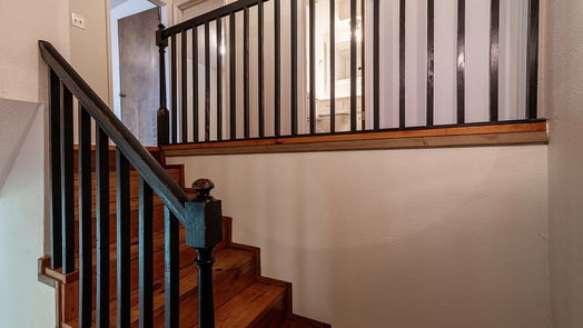 Humble 2-story, 4-bed 5718 Green Timbers Drive-idx