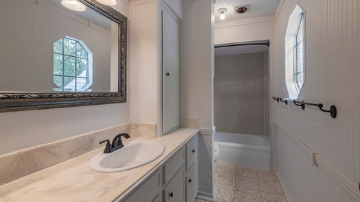 Humble 2-story, 4-bed 5718 Green Timbers Drive-idx