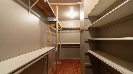 Humble 2-story, 4-bed 5718 Green Timbers Drive-idx