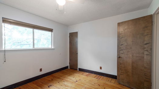 Humble 2-story, 4-bed 5718 Green Timbers Drive-idx