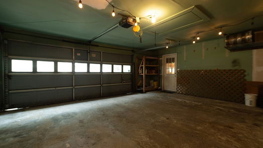 Humble 2-story, 4-bed 5718 Green Timbers Drive-idx