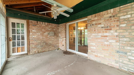 Humble 2-story, 4-bed 5718 Green Timbers Drive-idx