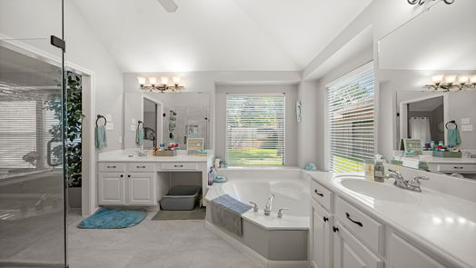 Humble 1-story, 3-bed 20914 Kings Clover Court-idx