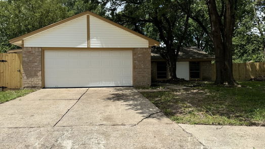 Humble null-story, 4-bed 19707 Misty Pines Court-idx