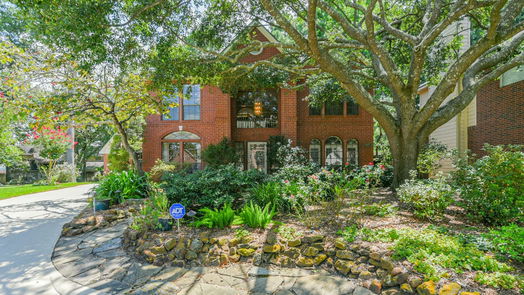 Humble 2-story, 4-bed 18907 Canoe Crest Court-idx