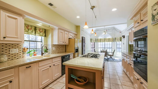 Humble 2-story, 4-bed 18907 Canoe Crest Court-idx