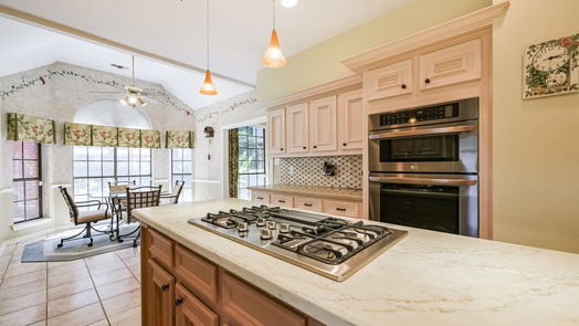 Humble 2-story, 4-bed 18907 Canoe Crest Court-idx