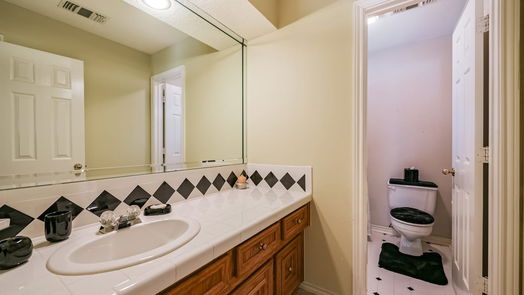 Humble 2-story, 4-bed 18907 Canoe Crest Court-idx