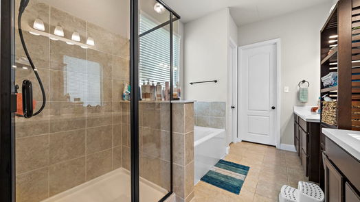 Humble 2-story, 5-bed 12318 Oakleaf Bend Drive-idx