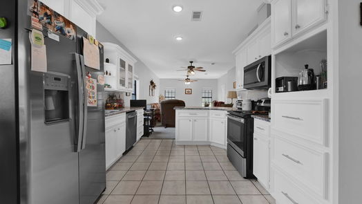 Humble 1-story, 0-bed 19007 Lakeshire Street-idx