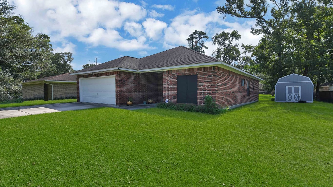 Humble 1-story, 0-bed 19007 Lakeshire Street-idx