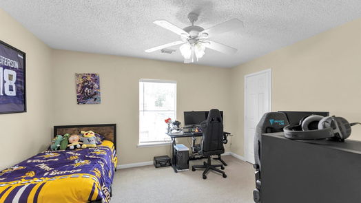 Humble 2-story, 4-bed 19102 Oakway Drive-idx