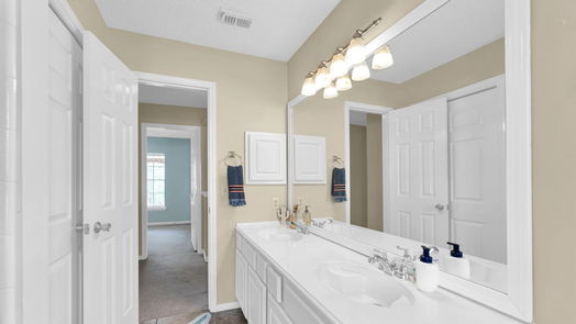 Humble 2-story, 4-bed 19102 Oakway Drive-idx