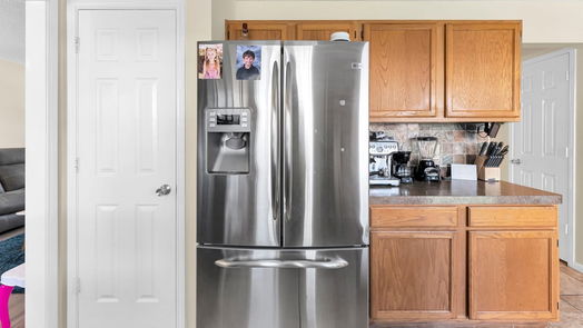 Humble 2-story, 4-bed 19102 Oakway Drive-idx