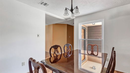 Humble null-story, 3-bed 18818 Danalyn Court-idx